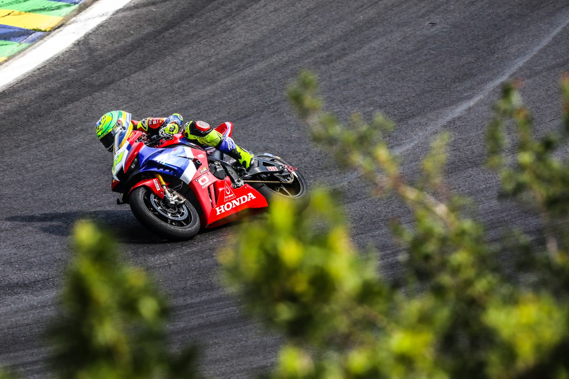 Honda superbike leaning through a corner at Interlagos